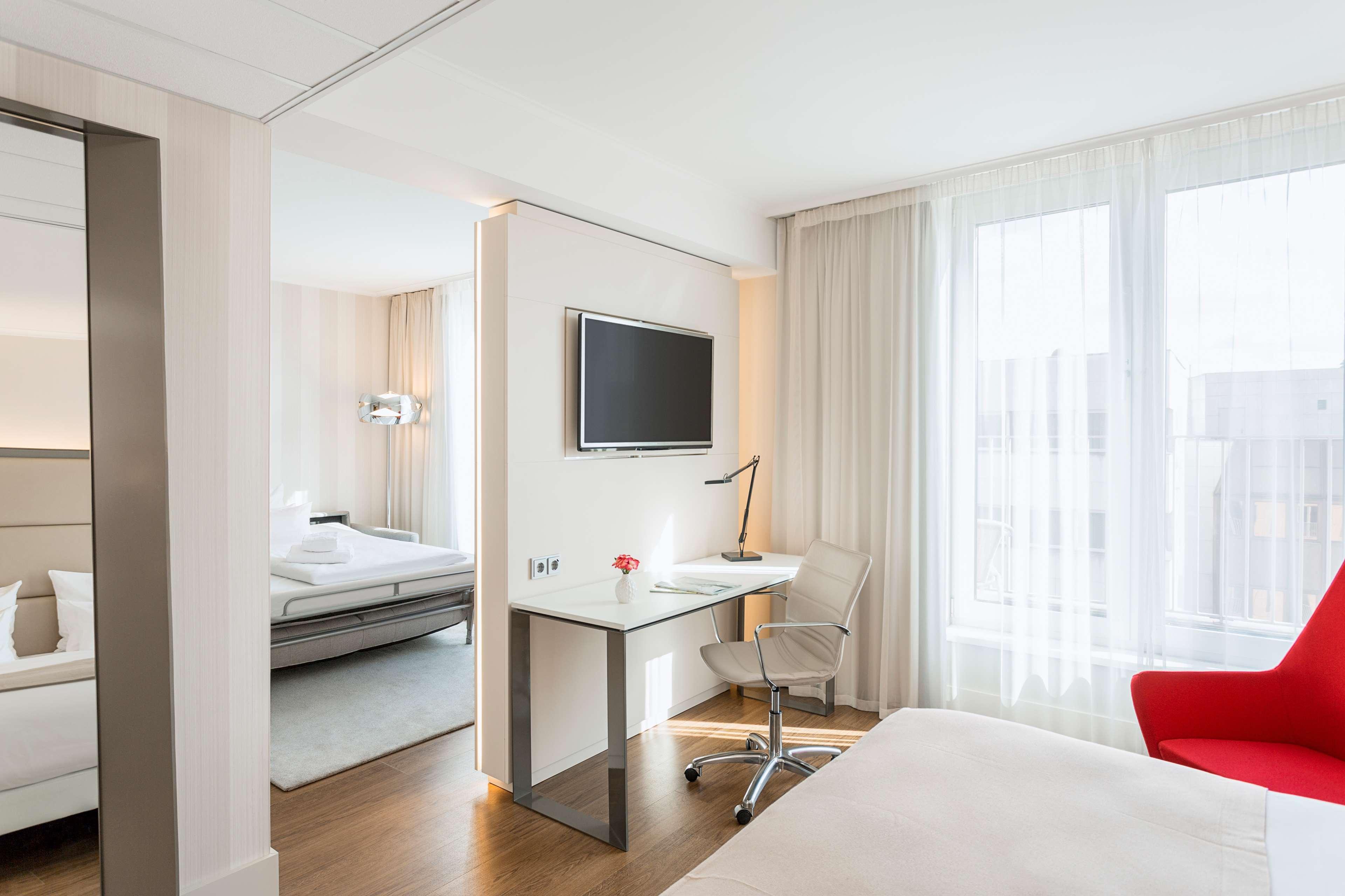 Hotel Nh Collection Mitte Am Checkpoint Charlie Berlijn